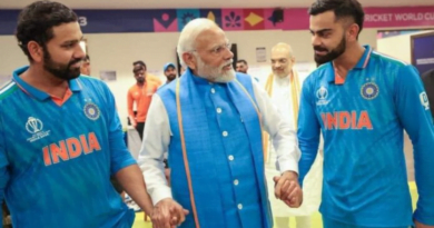 PM Modi Consoles Bharatiya Cricketers After World Cup Heartbreak