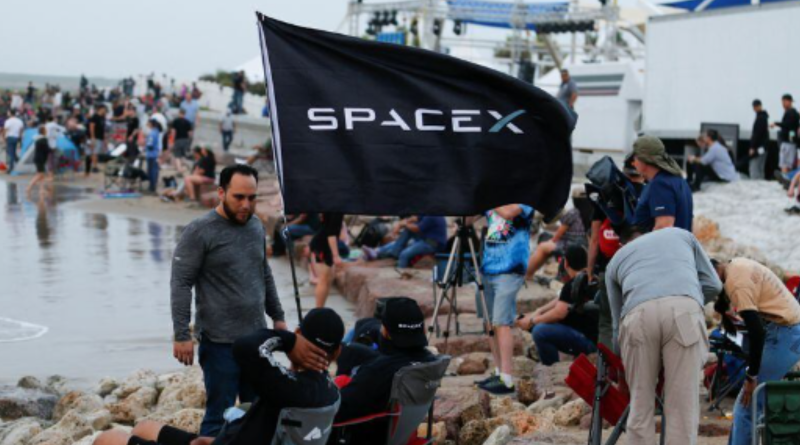 SpaceX Accused of Firing Workers Opposing Elon Musk